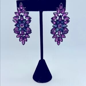 Francesca’s Elegant Purple Floral Fashion Earrings
